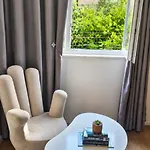 Hotell Capital By Arta Tirana