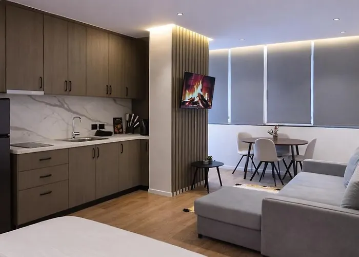 Capital Ξενοδοχείο *