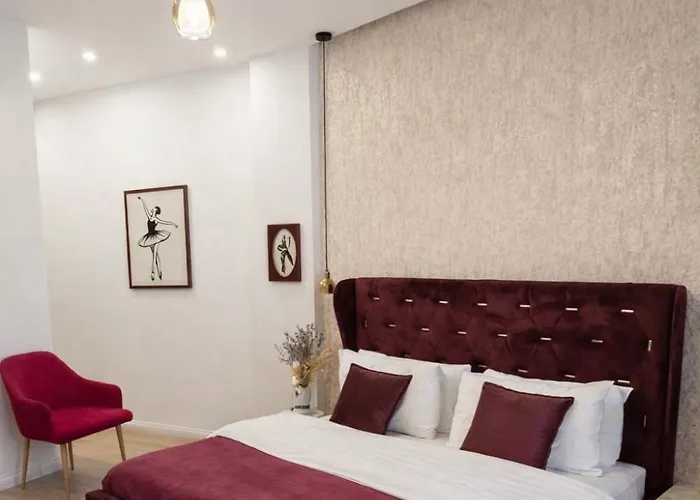 Capital Τίρανα