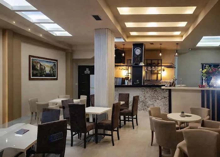 Capital Τίρανα